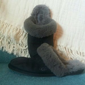 Ugg slippers